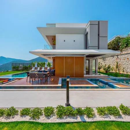 Aura B * Kaş